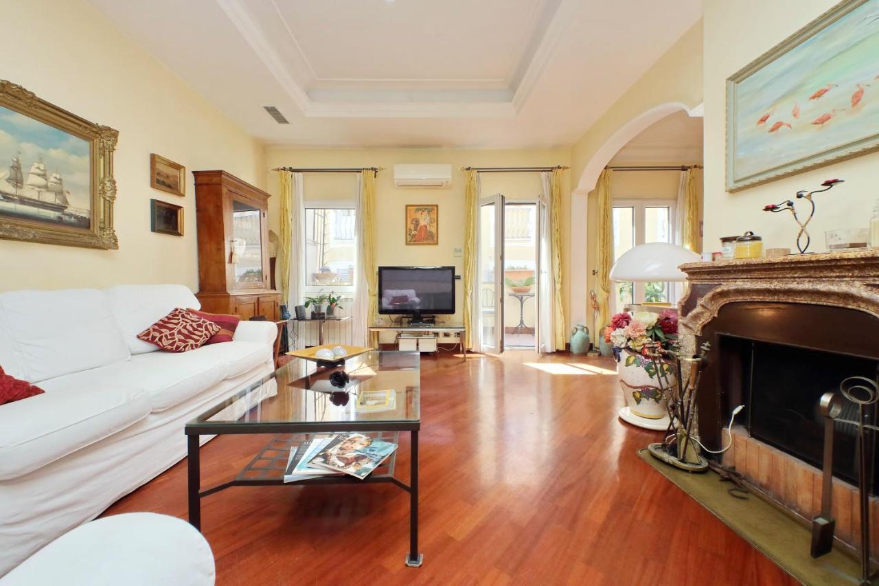 4Bnb - Luxury Trevi Apartment W Terrace Rom Eksteriør billede
