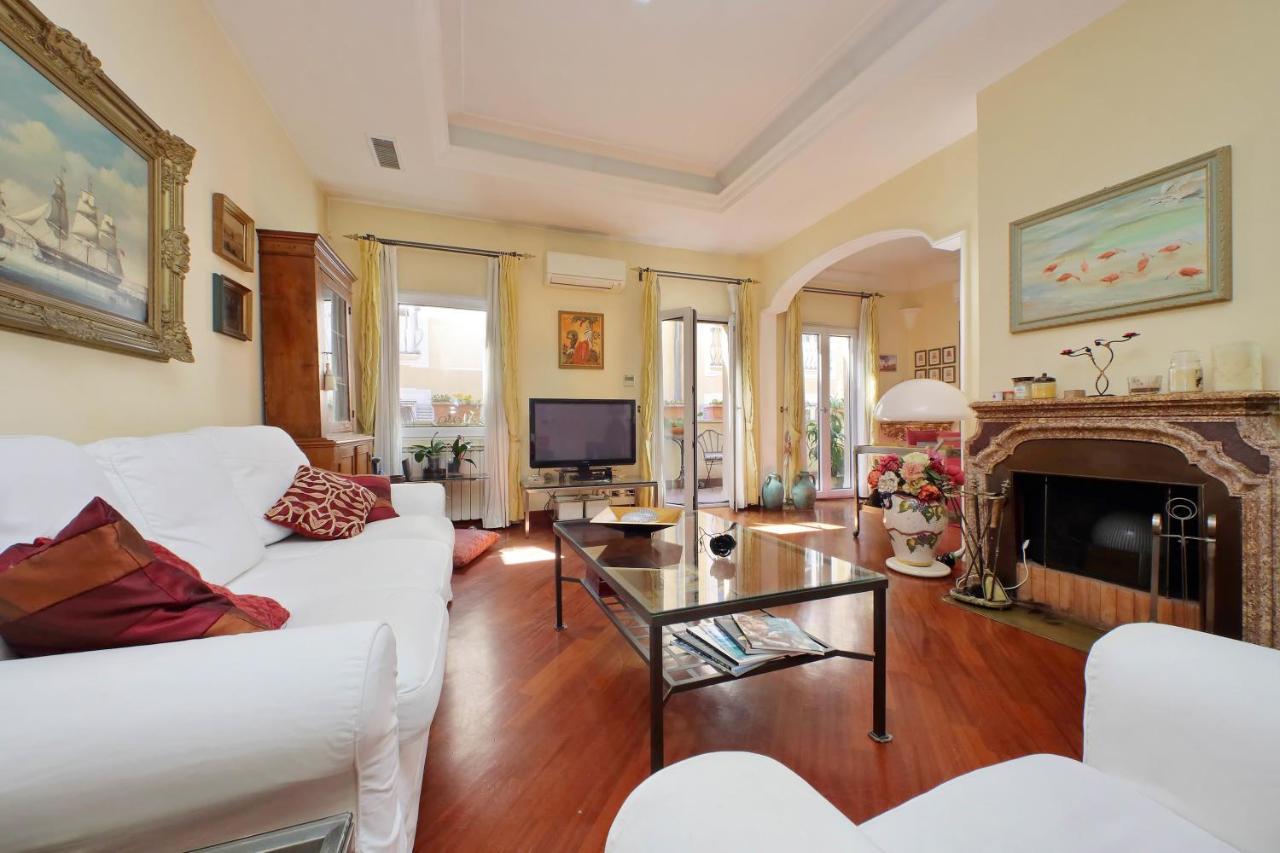 4Bnb - Luxury Trevi Apartment W Terrace Rom Eksteriør billede